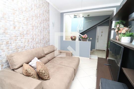 Sala 2 de casa à venda com 3 quartos, 450m² em Jardim Guanabara, Rio de Janeiro