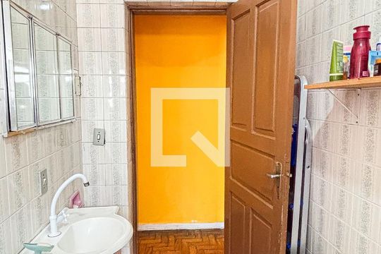 Banheiro de casa à venda com 4 quartos, 300m² em Jardim Irene, Santo André