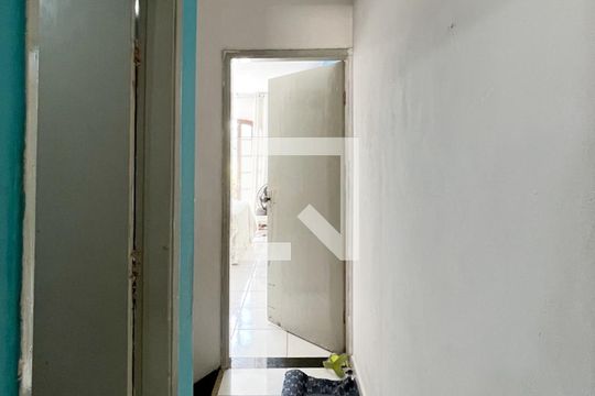 Corredor de casa à venda com 2 quartos, 66m² em Jardim Borborema, São Bernardo do Campo