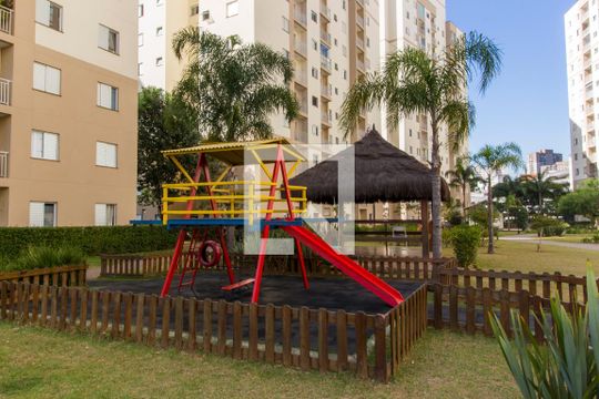 Área comum - Playground de apartamento para alugar com 2 quartos, 63m² em Jardim Tupanci, Barueri