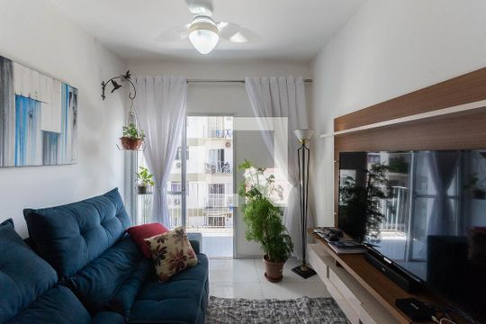 Sala de apartamento para alugar com 2 quartos, 75m² em Rio Comprido, Rio de Janeiro