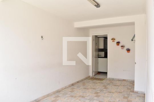 Garagem de casa de condomínio à venda com 3 quartos, 110m² em Santa Cândida, Curitiba