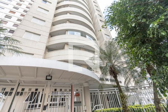 Fachada do Condomínio de kitnet/studio para alugar com 1 quarto, 28m² em Perdizes, São Paulo