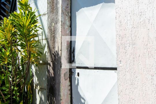 Fachada  de casa à venda com 1 quarto, 50m² em Parada Xv de Novembro, São Paulo