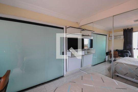 Quarto 1 ( Suíte ) de casa à venda com 3 quartos, 233m² em Planalto, São Bernardo do Campo