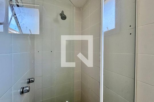 Suíte 1 - Banheiro de casa de condomínio para alugar com 4 quartos, 200m² em Recreio dos Bandeirantes, Rio de Janeiro