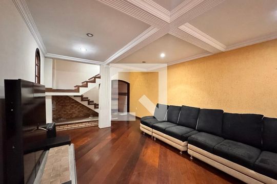 Sala de casa para alugar com 3 quartos, 350m² em Vila Eldízia, Santo André