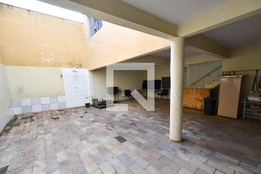 Área de Serviço de casa à venda com 5 quartos, 382m² em Santa Tereza, Belo Horizonte