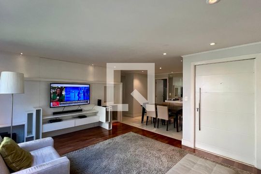 Sala de TV de apartamento à venda com 3 quartos, 145m² em Consolação, São Paulo