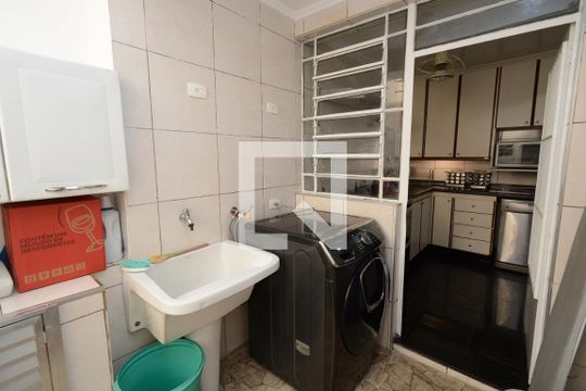 Área de Serviço de casa à venda com 3 quartos, 220m² em Vila Campo Grande, São Paulo