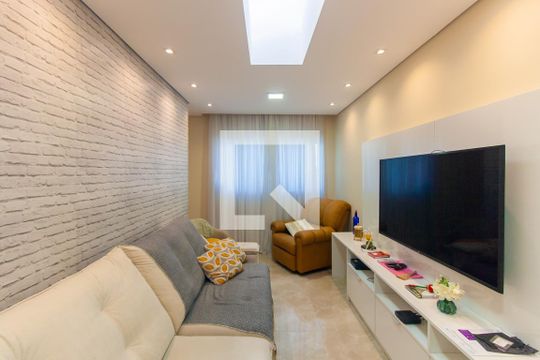 Casa à venda com 6 quartos, 350m² em Vila Bancaria, São Paulo