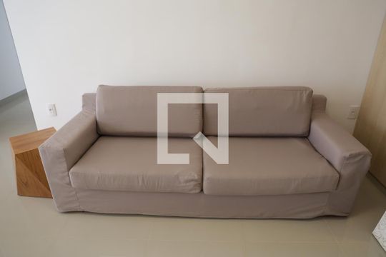 Sala de apartamento para alugar com 3 quartos, 78m² em Setor Pedro Ludovico, Goiânia