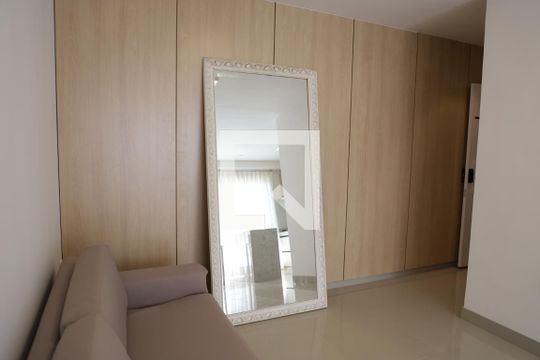 Sala de apartamento para alugar com 3 quartos, 78m² em Setor Pedro Ludovico, Goiânia