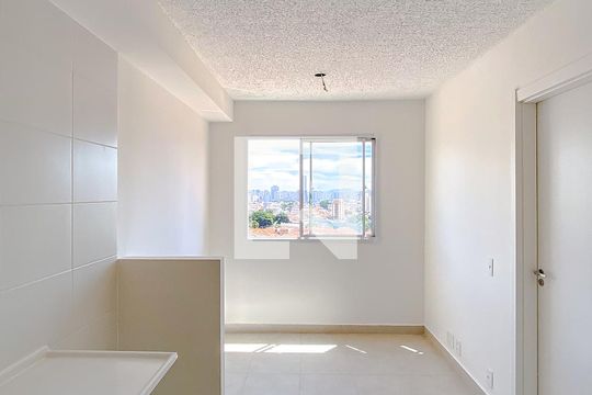 Cozinha de apartamento para alugar com 1 quarto, 29m² em Alto da Mooca, São Paulo