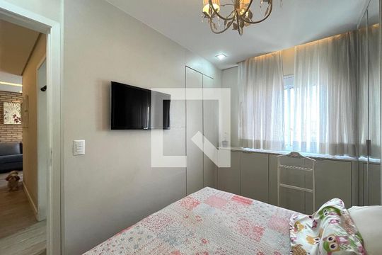 Suite de apartamento para alugar com 2 quartos, 67m² em Vila da Saúde, São Paulo