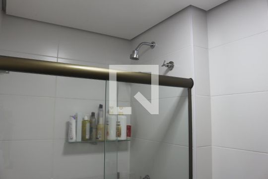 Banheiro da Suíte 1 de apartamento à venda com 2 quartos, 67m² em Fundação, São Caetano do Sul