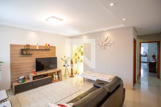 Sala de TV de casa à venda com 4 quartos, 237m² em Jardim Colonial, São Bernardo do Campo