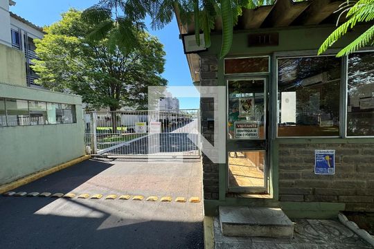 plaquinha fachada de apartamento para alugar com 2 quartos, 42m² em Rio dos Sinos, São Leopoldo