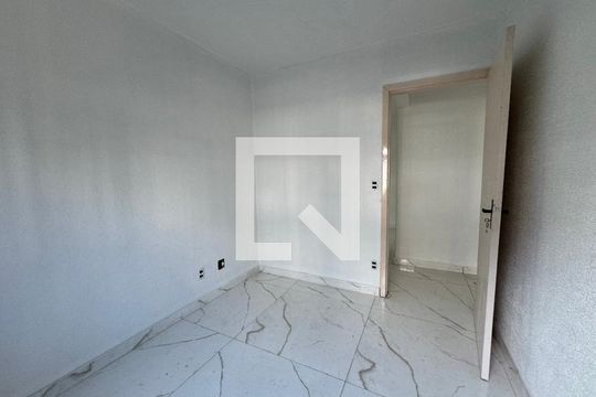 quarto 1 de apartamento para alugar com 2 quartos, 42m² em Rio dos Sinos, São Leopoldo