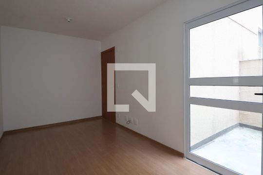Sala de apartamento à venda com 2 quartos, 45m² em Estância Velha, Canoas