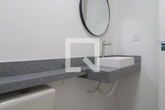 Banheiro da Suite de apartamento à venda com 3 quartos, 241m² em Castelo, Belo Horizonte
