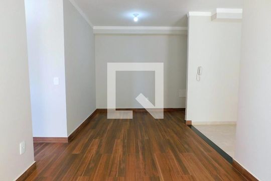 Sala de apartamento para alugar com 2 quartos, 60m² em Balneário Tropical, Paulínia
