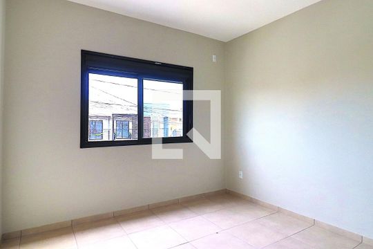 Quarto 1 de apartamento para alugar com 1 quarto, 33m² em Jardim Algarve, Viamão