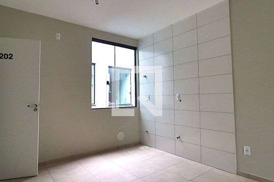 Apartamento para alugar com 1 quarto, 33m² em Jardim Algarve, Viamão