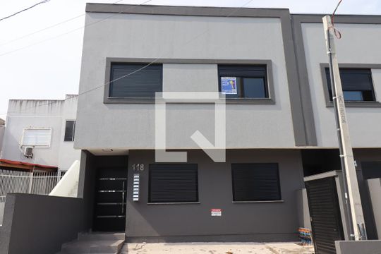 Fachada de apartamento para alugar com 1 quarto, 33m² em Jardim Algarve, Viamão
