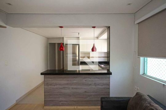 Sala de casa à venda com 3 quartos, 75m² em Jardim Colorado, São Paulo