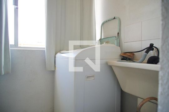 Área de Serviço de apartamento à venda com 2 quartos, 69m² em Sarandi, Porto Alegre