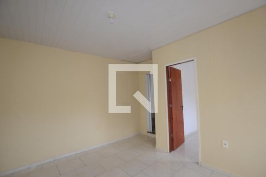 Sala de apartamento para alugar com 1 quarto, 50m² em Vila Valqueire, Rio de Janeiro