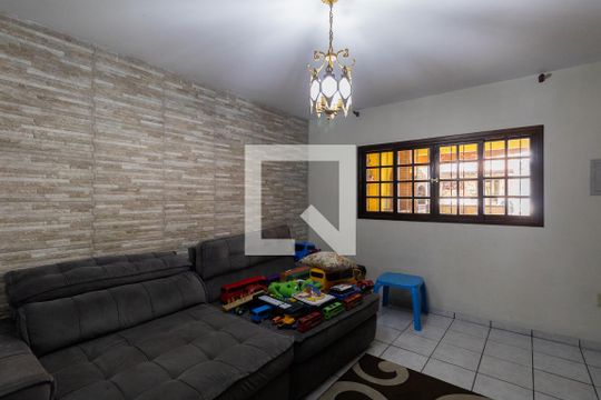 Casa à venda com 2 quartos, 200m² em Artur Alvim, São Paulo