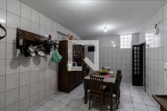 Cozinha de casa à venda com 2 quartos, 200m² em Artur Alvim, São Paulo