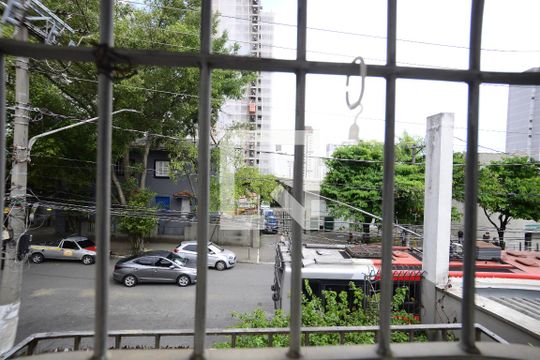 Vista de casa à venda com 3 quartos, 102m² em Vila Dom Pedro I, São Paulo