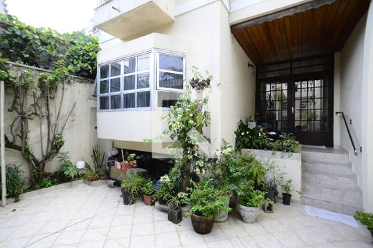 Garagem de casa à venda com 3 quartos, 102m² em Vila Dom Pedro I, São Paulo