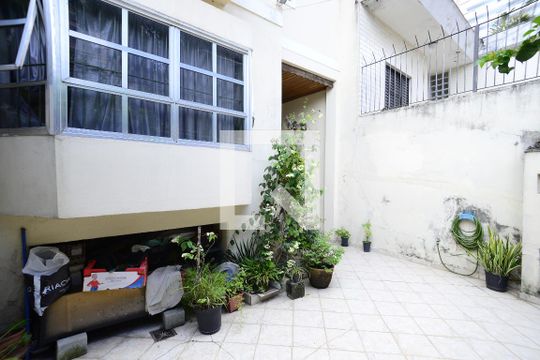 Garagem de casa à venda com 3 quartos, 102m² em Vila Dom Pedro I, São Paulo