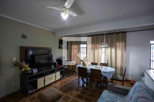 Sala de casa à venda com 4 quartos, 300m² em Piraporinha, Diadema