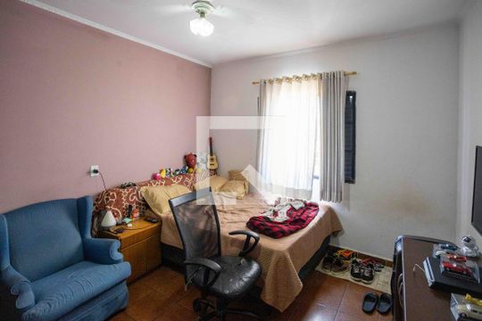 Quarto 2 de casa à venda com 4 quartos, 300m² em Piraporinha, Diadema