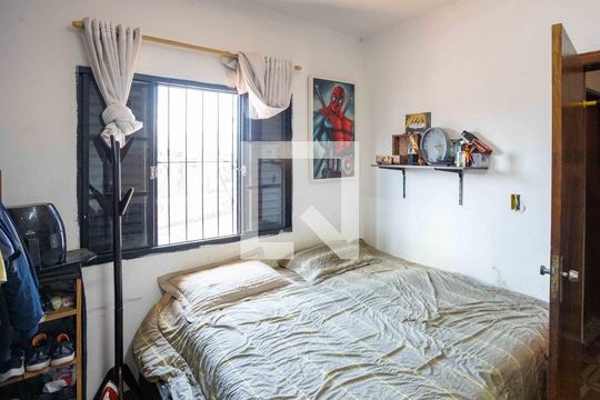 Quarto 1 de casa à venda com 4 quartos, 300m² em Piraporinha, Diadema
