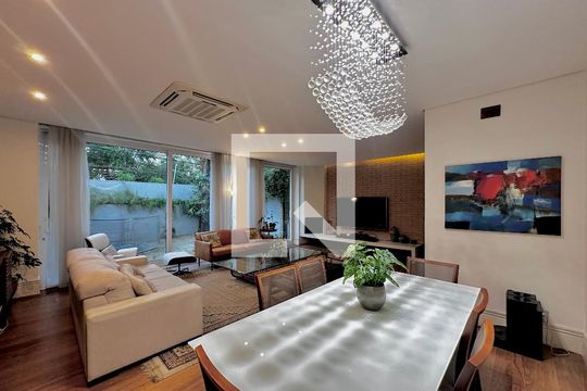 Sala de casa de condomínio à venda com 4 quartos, 224m² em Campo Belo, São Paulo