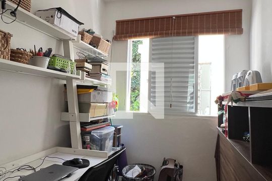 Quarto de Serviço de apartamento à venda com 3 quartos, 65m² em Jardim das Bandeiras, São Paulo