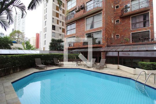 Área Comum - Piscina de apartamento para alugar com 1 quarto, 70m² em Vila Nova Conceição, São Paulo
