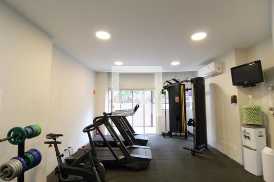 Área Comum - Academia de apartamento para alugar com 1 quarto, 70m² em Vila Nova Conceição, São Paulo