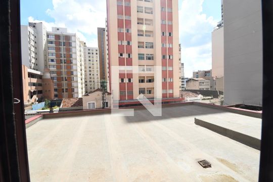 Quarto - Vista de apartamento à venda com 1 quarto, 50m² em Centro, Campinas