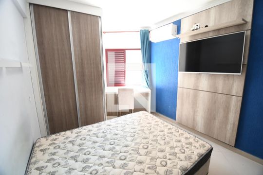Quarto de apartamento à venda com 1 quarto, 50m² em Centro, Campinas