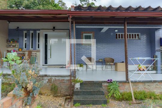 Fachada de casa para alugar com 3 quartos, 164m² em Agronomia, Porto Alegre