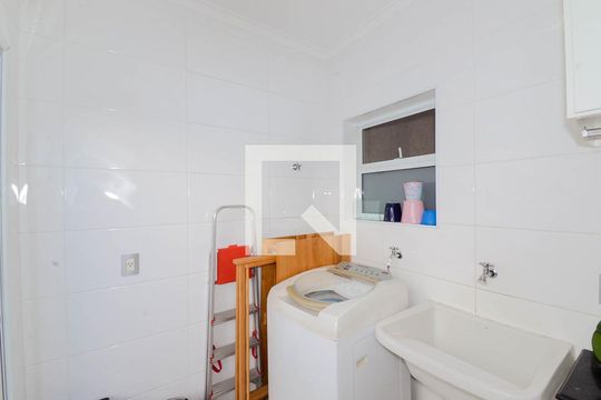 Área de Serviço de casa para alugar com 3 quartos, 175m² em Jardim Eusonia, Guarulhos
