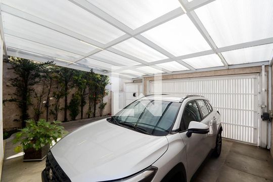 Garagem de casa para alugar com 3 quartos, 175m² em Jardim Eusonia, Guarulhos