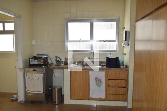 Cozinha de apartamento à venda com 3 quartos, 131m² em Vila Mariana, São Paulo